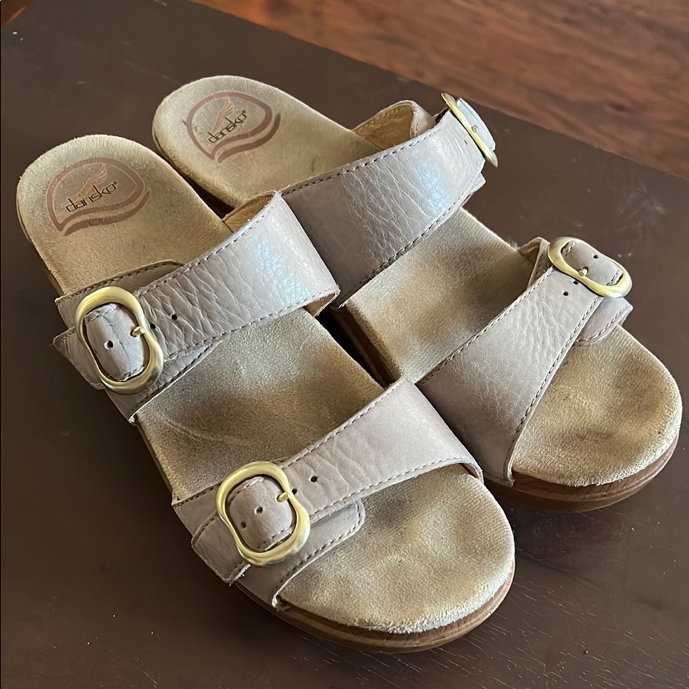 Beige Leather Sandals with Gold Buckles